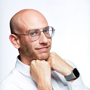 Meet your Posher, Jonathan